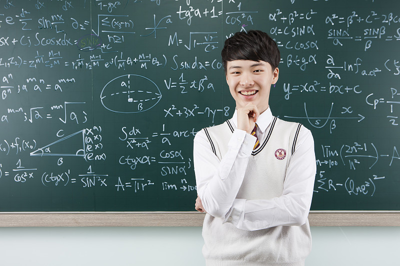 高考冲刺辅导班高分学霸经验（一）：认真研读高考考纲