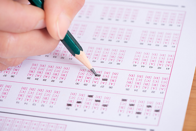 表演艺考集训班老师提醒注意（四）：注意审题准确