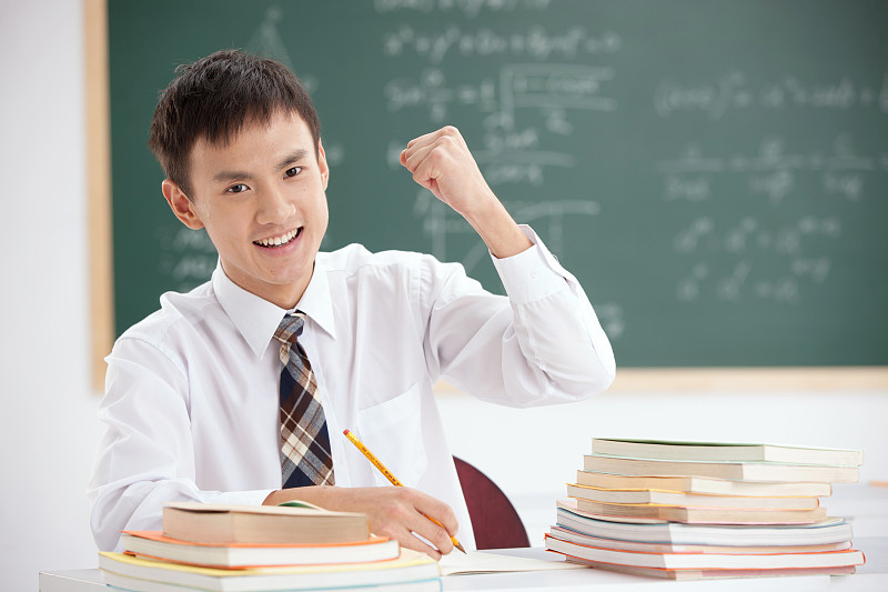 高中数学怎么学才能提高成绩步骤四：用好错题本；